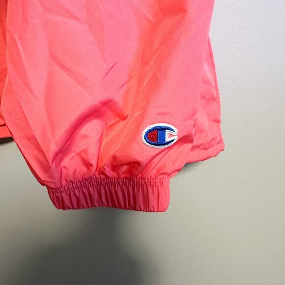 Champion Pink Packable Windbreaker Jacket Water Resistant Mirrored Logo Size M - Picture 9 of 13